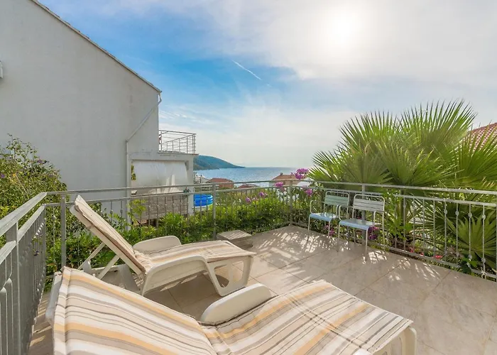 公寓 By The Sea Businci, Ciovo - 7560 特罗吉尔