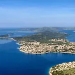 Apartman Apartments By The Sea Businci, Ciovo - 7560