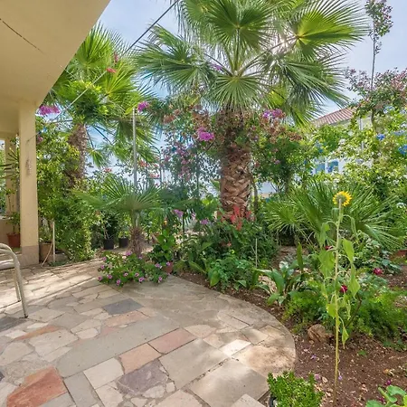 Apartments By The Sea Businci, Ciovo - 7560 Apartman